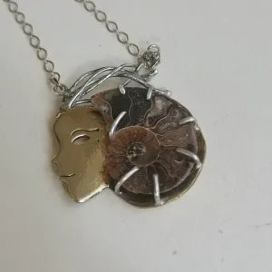 Ciondolo Dea Guerriera Ammonite