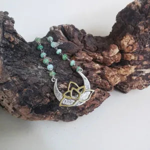 Collana Mezzaluna e fiore di loto