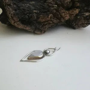 Ciondolo Dea Madre Loto