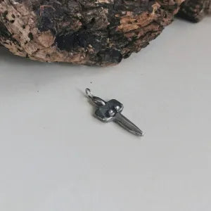 Ciondolo Dea Madre sarda Turriga